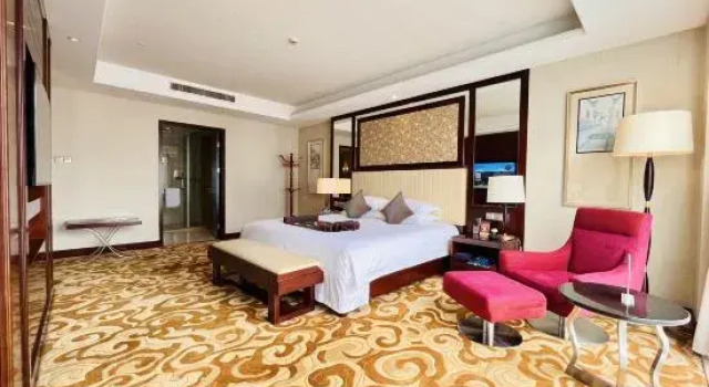 Люкс Ambassador Nankang Grand Hotel