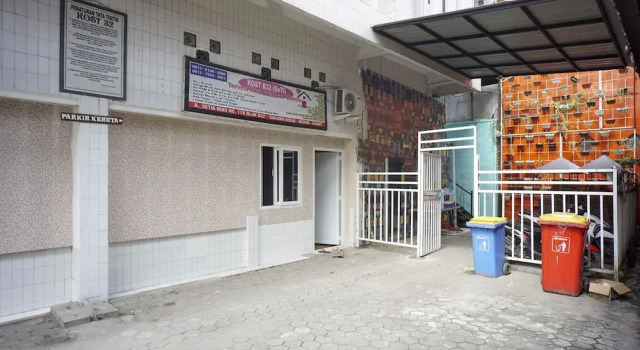 OYO 93003 B32 Homestay