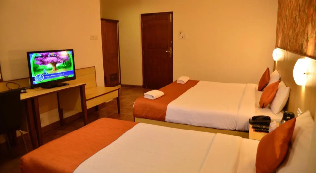 Goa Woodlands Hotel, Buchen Sie Hotel Hotels in Süd-Goa mit Parkplatz, Parkplätze