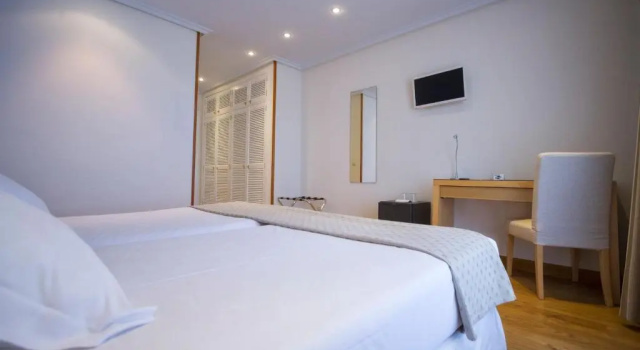 Двухместный номер Standard с видом на море Hotel Silken Don Pepe y Don Pepe Ría