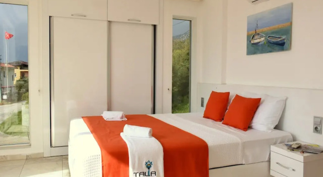 Tala Villa 16