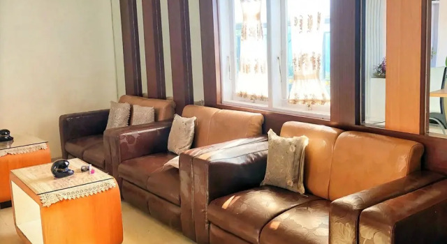 Hotel Manggasa Makale, Book Hotel Hotels in Sulawesi with Parking, Parking