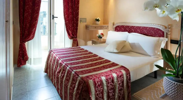 Двухместный номер Economy Hotel Gallia Palace