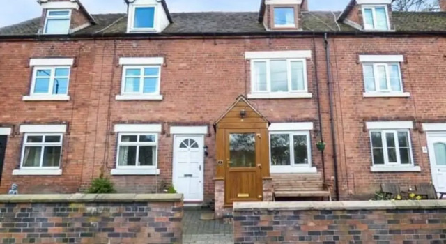 4 Railway Terrace, Varaa Lomakoti Mökit kohteessa Merseyside, Mökki