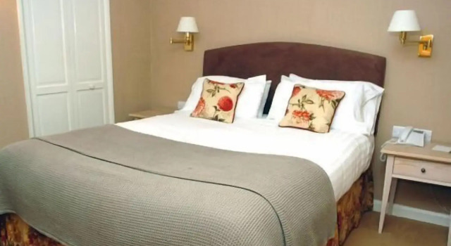 Donington Manor Hotel
