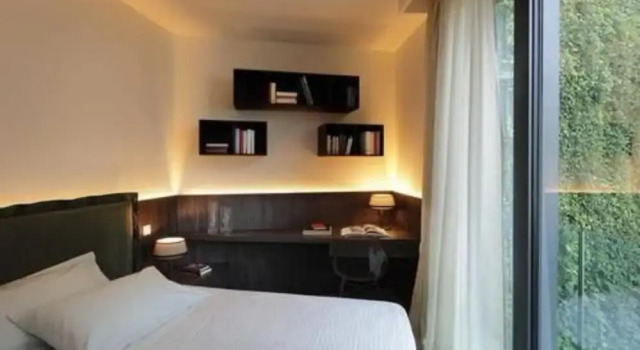 Luxury modern design apartment over the Como Lake, Book Lejlighed Hoteller i Laglio med pool, Swimmingpool