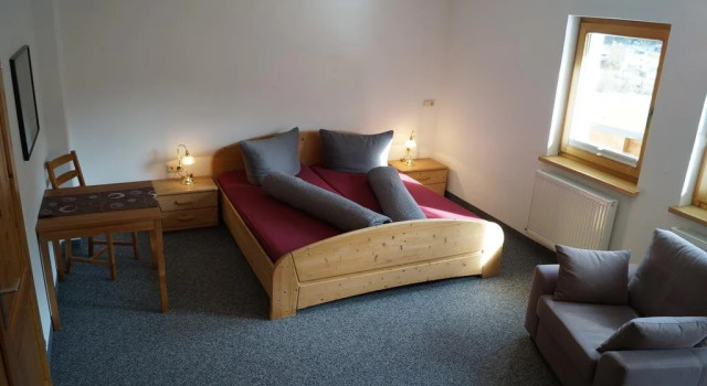 Haus-Michaela, Prenota Hotel Hotel a Tirolo con parcheggio, Parcheggio