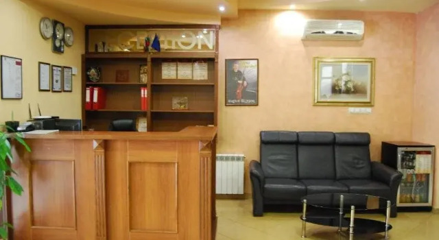 Hotel Trayana, Buchen Sie Hotel Oblast Stara Sagora Stara Zagora Province