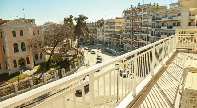 Студия Urban Apartments