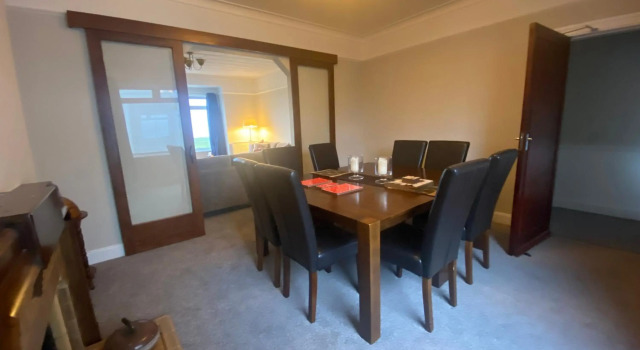 Amazing views across the Moray Firth, Private Suntrap Patio, 200m from the Beach, off street parking!