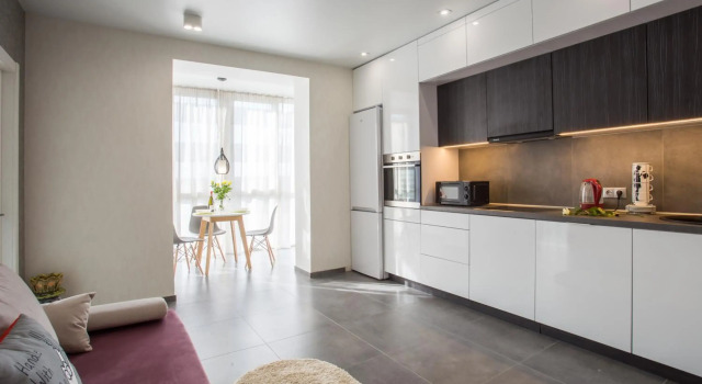 Complex Rogatinskiy, Prenota Hotel Kharkov Charkiv
