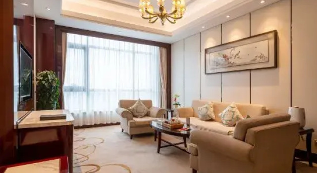 Люкс Deluxe Founder International Hotel