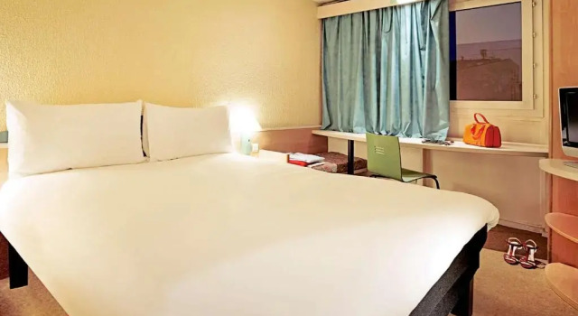 Двухместный номер Standard ibis Hotel Düsseldorf Hauptbahnhof
