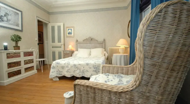 Le Clos Saint Jacques, Varaa Hotelli Cambrai Picardy