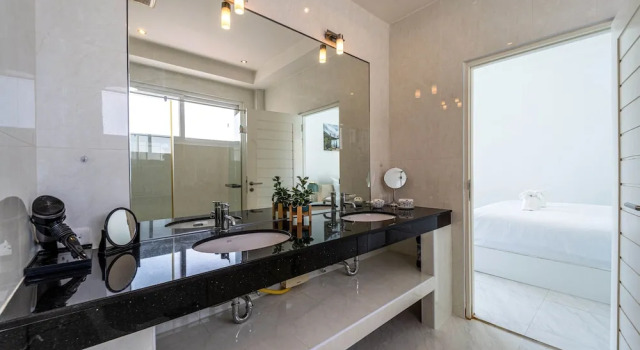 Вилла Modern Large 2 Bedroom Pool Villa PV2