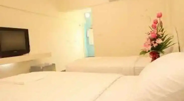 O.U.M. Hotel - โรงแรมโอยูเอ็ม, Забронировать Отель  