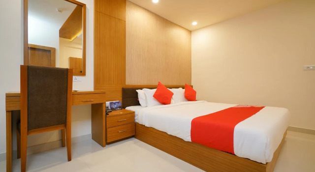 Jawahar Tourist Home by OYO Rooms, Забронировать Отель Отели Коччи 3 звезды, 3*