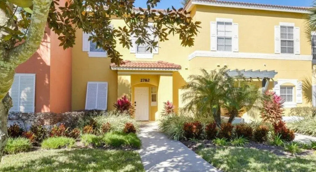 Close To Disney Emerald Island Resort 3 Bedroom Townhouse by RedAwning, Buchen Sie Resort Hotels in Four Corners mit Pool, Schwimmbad