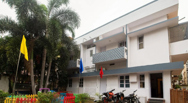 OYO VSK331 B Squre Villa