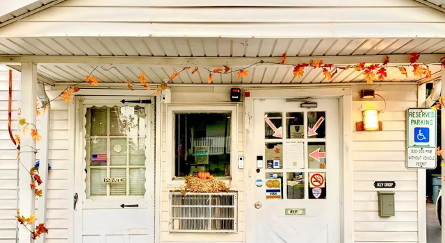 Penn Lodge Hotel & Suites, Book Hotel Feasterville Bucks County