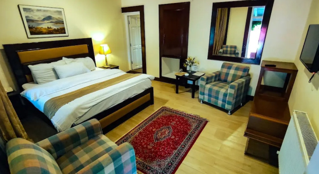 Номер Deluxe c 1 комнатой с красивым видом из окна Lockwood Hotel Murree