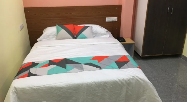 Двухместный номер Economy с красивым видом из окна Hotel Housefinch Residency