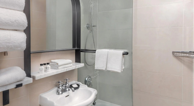 Двухместный номер Standard voco The Franklin New York by IHG