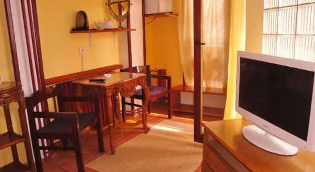 Трёхместный номер Standard с балконом Hotel Kapistec Skopje