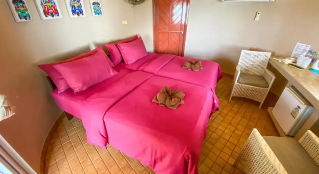 Бунгало с видом на море Koh Mak Buri Hut Natural Resort