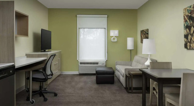 Двухместный люкс c 1 комнатой Home2 Suites By Hilton Summerville