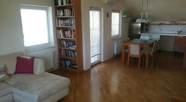 Peaceful 4-room house in Maribor's green garden