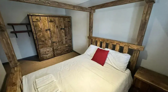 Leamington Spa-3 Bed-garden-pets-free Parking
