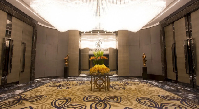 DeRUCCI Hotel
