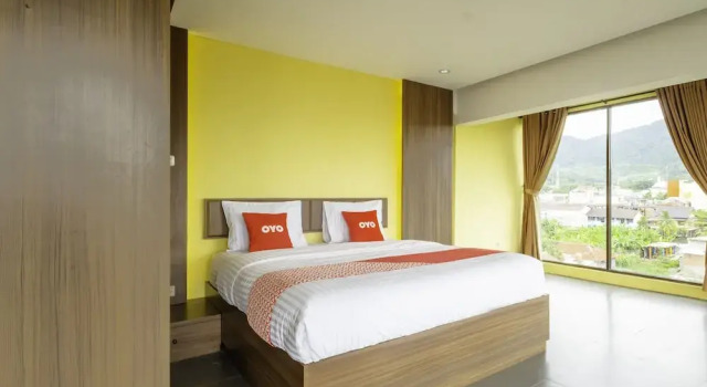 Capital O 1973 Hotel Toserba Selamat Syariah, Rezervovat Hotel Pelabuhanratu West Java