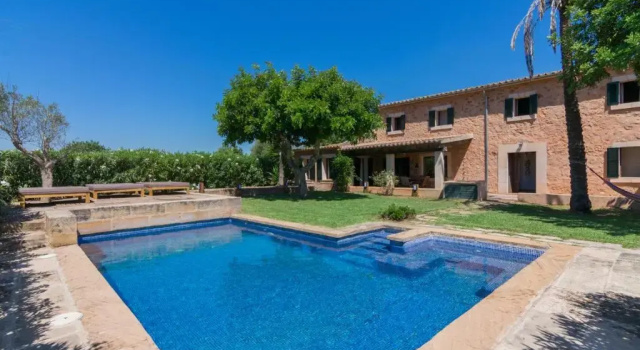 Вилла Preciosa casa con piscina a 1 Km de Santa Maria del cami