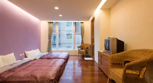 Четырёхместный номер Standard Crystal Hotel