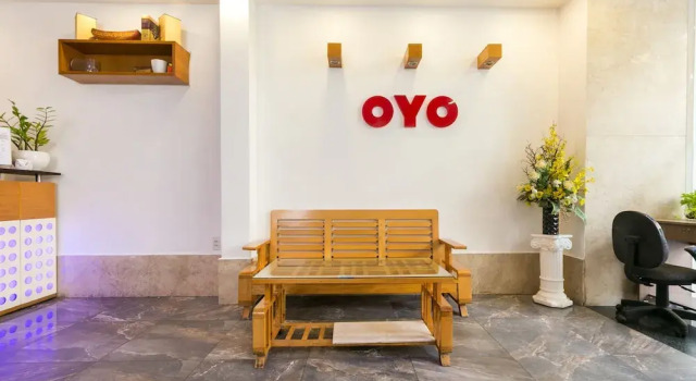 Bien Xanh 2 Hotel by OYO Rooms, Забронировать Отель Отели Района 10 с парковкой, Парковка