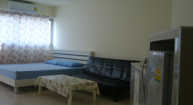 T8 Guesthouse Challenger Muang Thong Thani