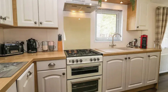 Коттедж Driftwood Lodge - South Lakeland Leisure Village