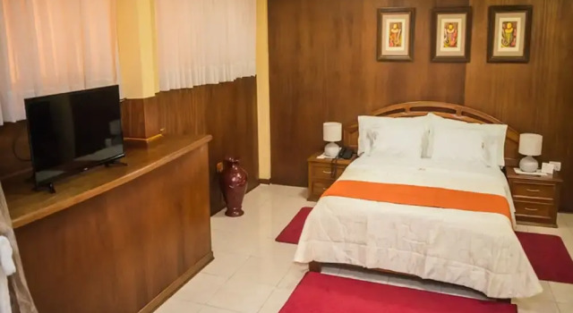 Recreo Hotel, Boek Hotel Goedkope hotels in Trujillo