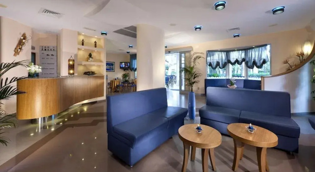 Hotel Paris Resort