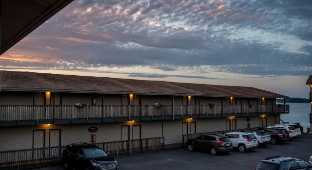 Capt Thomsons Resort, Buchen Sie Resort Alexandria Bay New York State