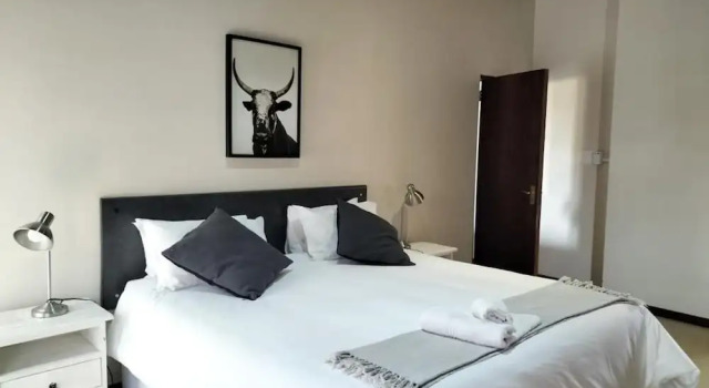 7th Hole Golf Lodge, Забронировать Отель «постель и завтрак» Отели Waterberg 4 звезды, 4*