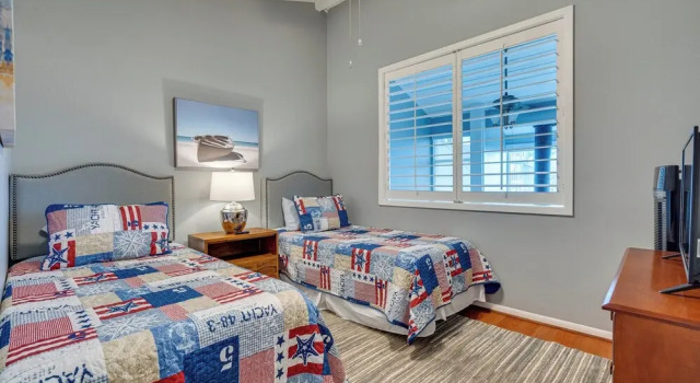 Апартаменты Modern Point Venture Vacation Rental w/ Deck!