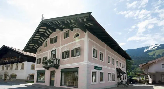 Pension Brixen im Thale, Prenota Hotel Hotel a Tirolo con parcheggio, Parcheggio