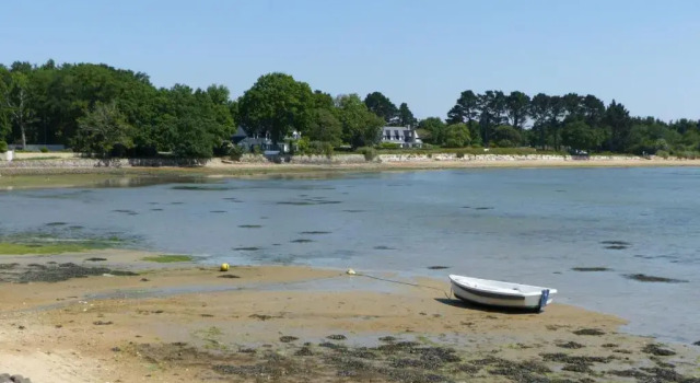 Baden - Maison 4 personnes avec jardin et vue sur mer, Rezerwuj Hotel  