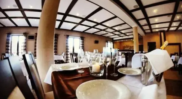 Victor Berg Resort, Забронировать Курортный отель Строне-Слёнске 