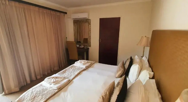 Acacia Lodge