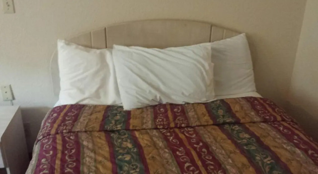 Четырёхместный номер Standard Americas Stay Inn-Leavenworth