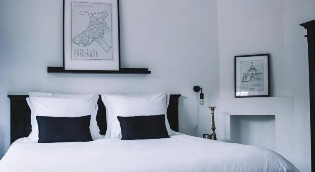 B&B Logeren bij Lies, Rezerwuj Bed and Breakfast Hotele w Veluwe z parkingiem, Parking